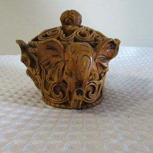 Elephant Trinket container - With Lid- *